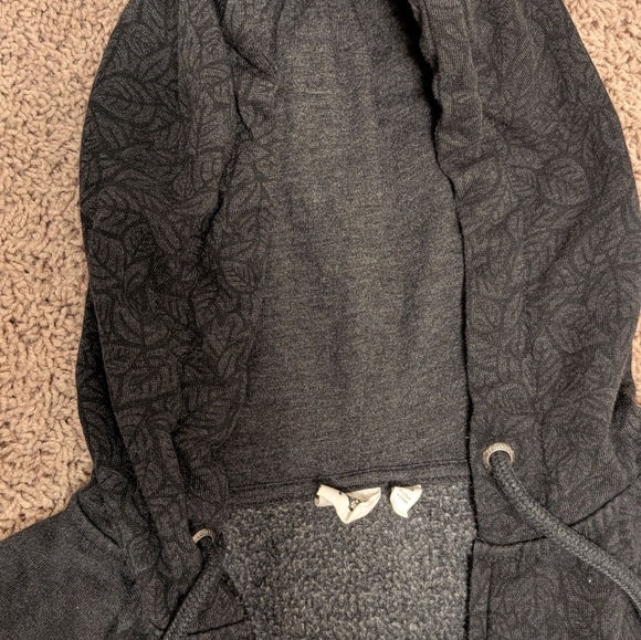 Tentree 10Tree hoodie size XS women's charcoal grey leaves print - Picture 7 of 9